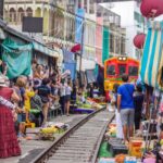 5 destinos donde puedes dormir en un antiguo tren, avión o barco reconvertido »